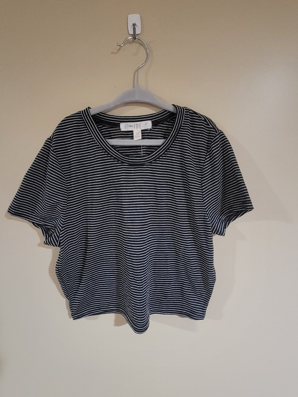 Love, Fire Girl's Striped Cropped Tee, T-shirt  Small NWT